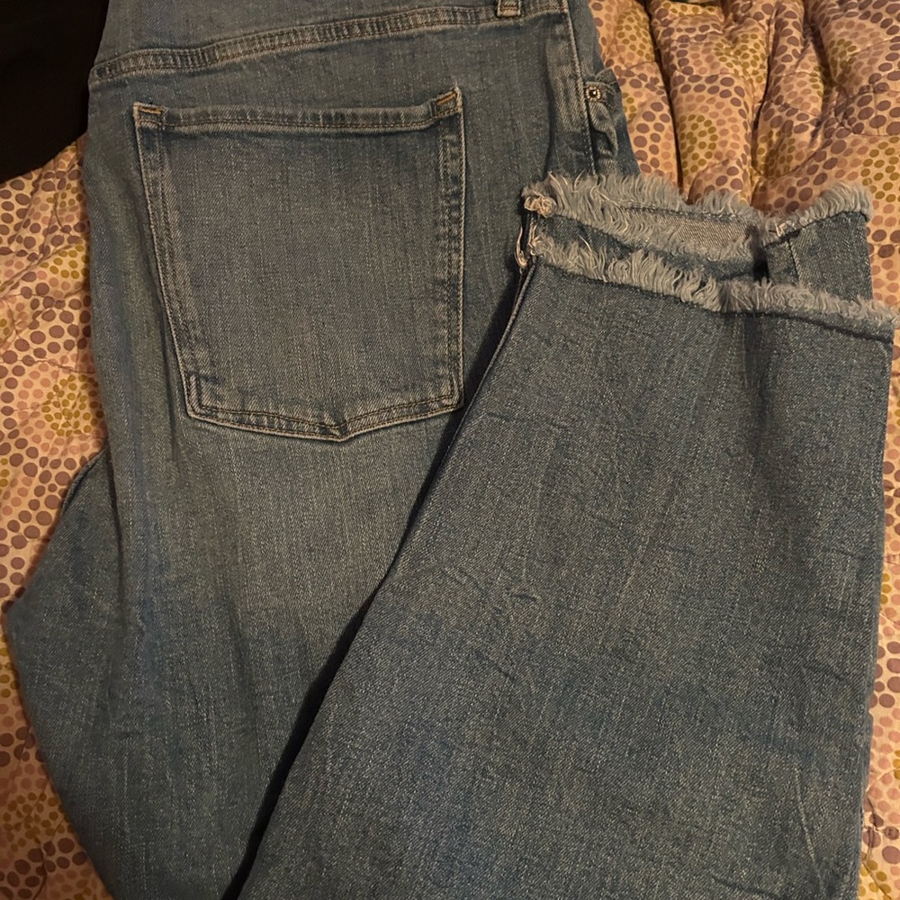 Frayed Mom Jeans